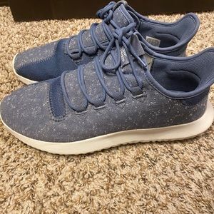 Adidas Tennis Shoe